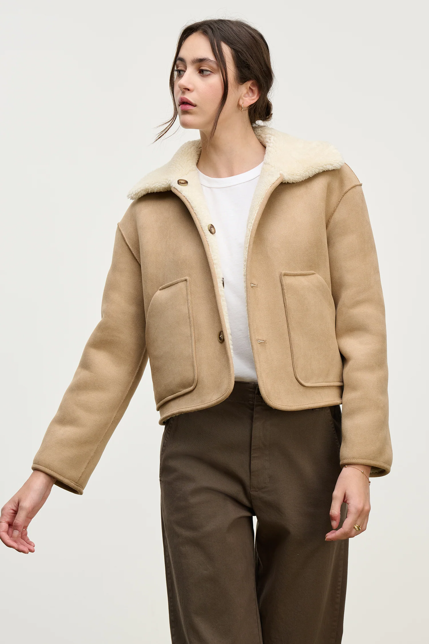 AMARA SHERPA REVERSIBLE JACKET IN SAND - Image 7
