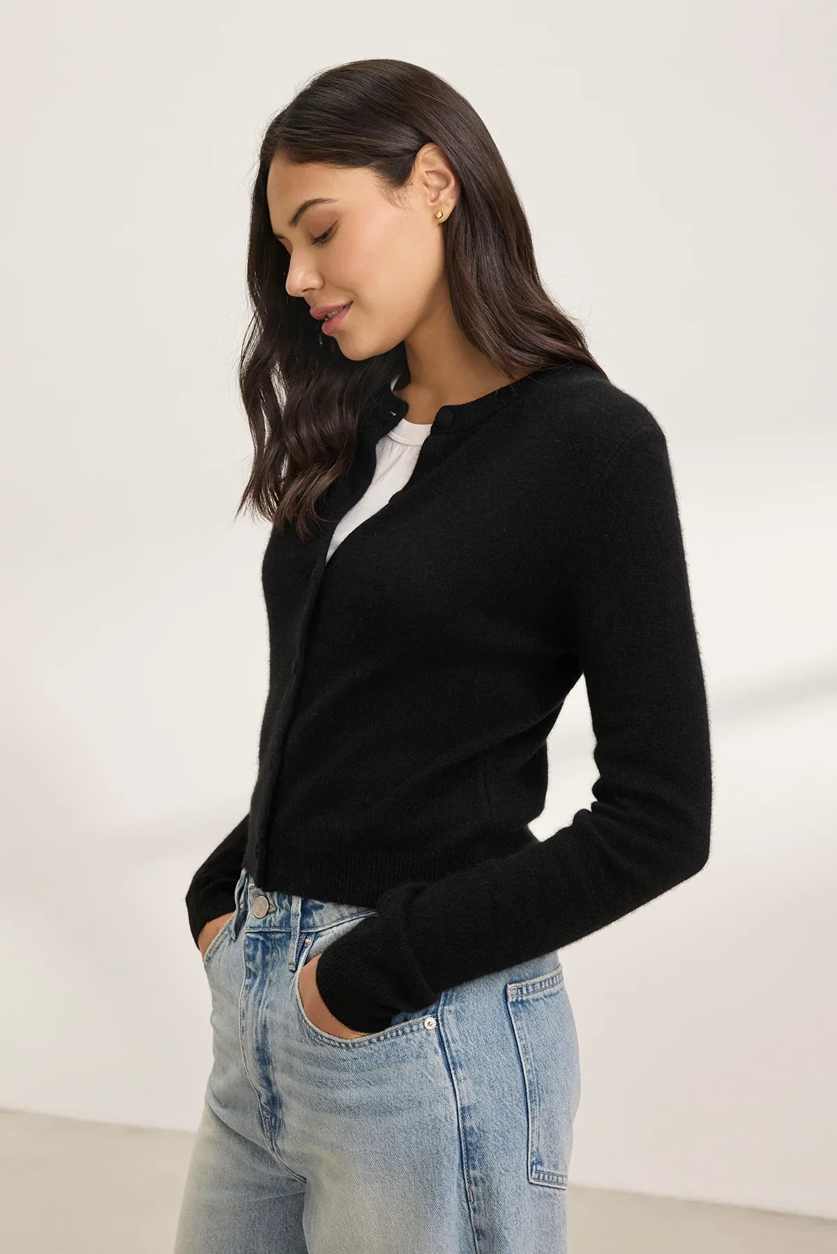 CHRICHET CARDIGAN IN BLACK - Image 3