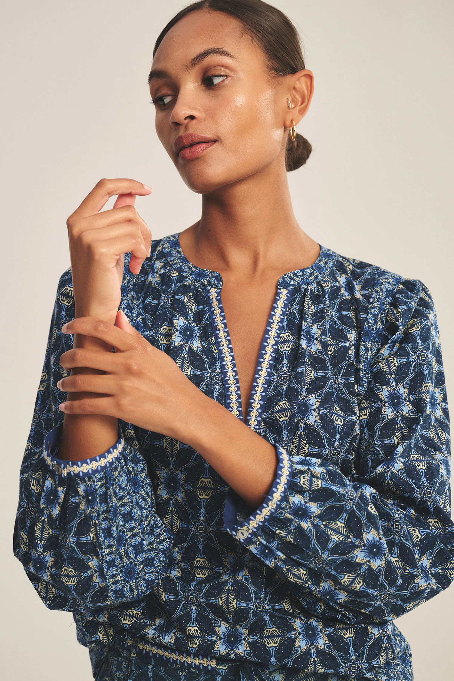 CLAUDIE TOP IN NAVY - Image 6