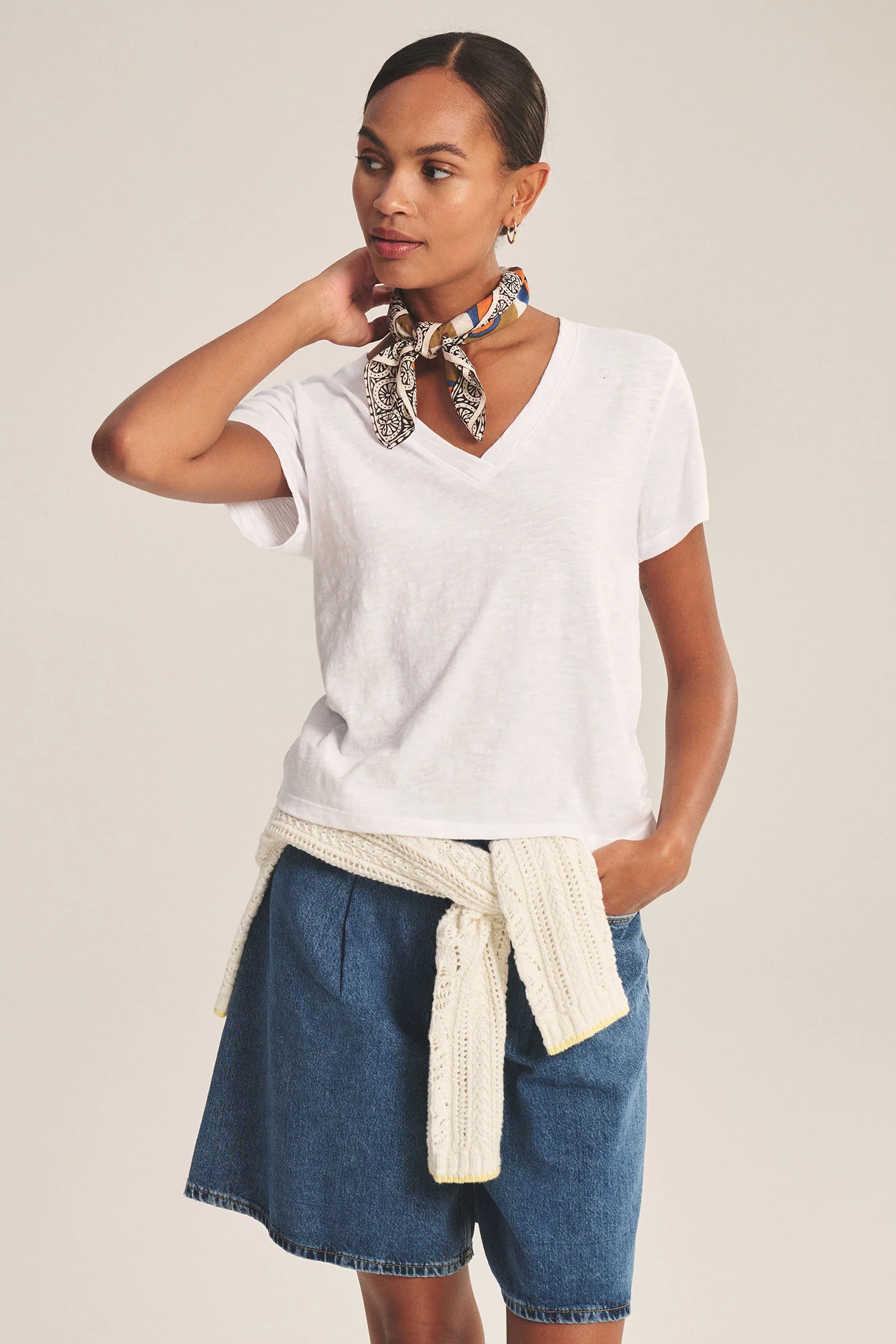 ELISHA T-SHIRT IN WHITE