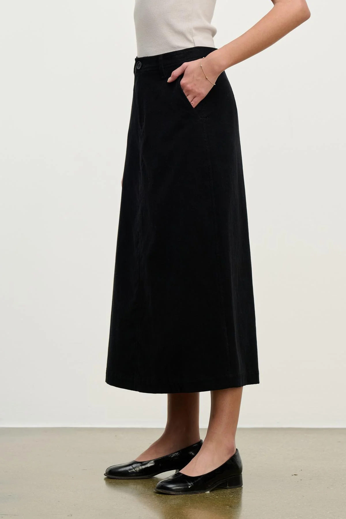 FIA SKIRT IN BLACK - Image 4