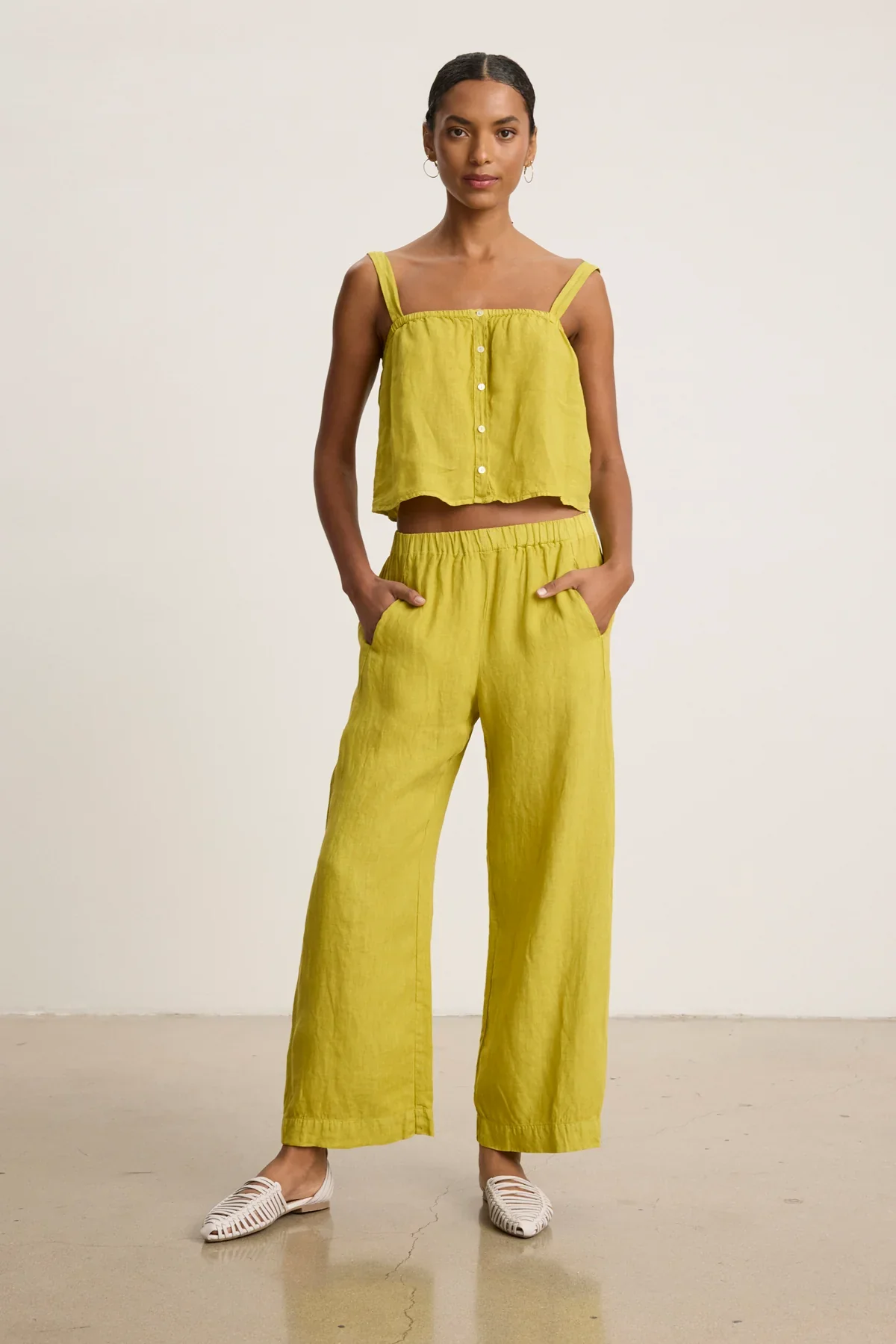 LOLA LINEN TROUSER IN DANDELION - Image 6