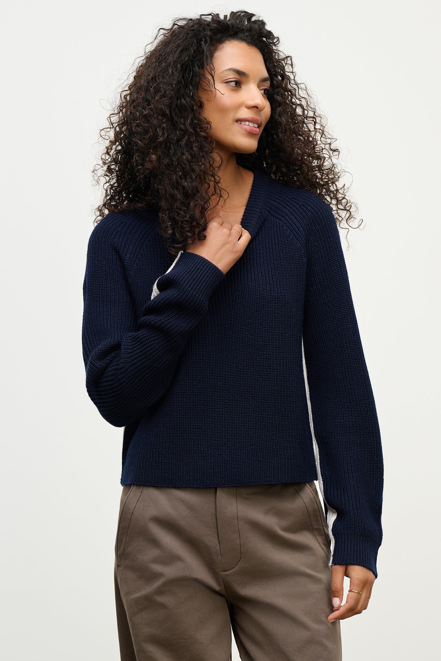 SAVANNAH SWEATER IN NAVY/LIGHT GREY - Image 6