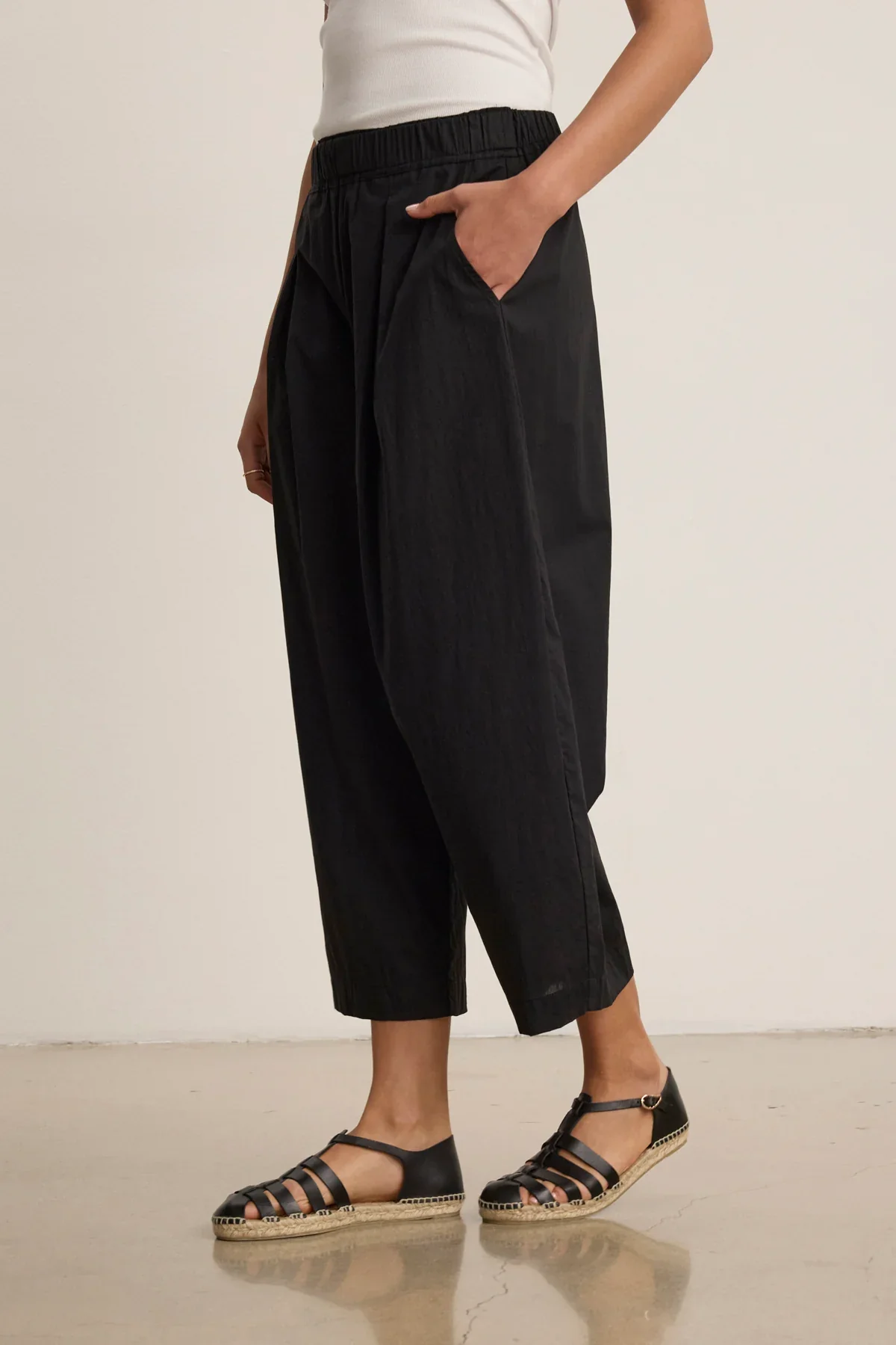 SOPHIA PANT IN BLACK - Image 3