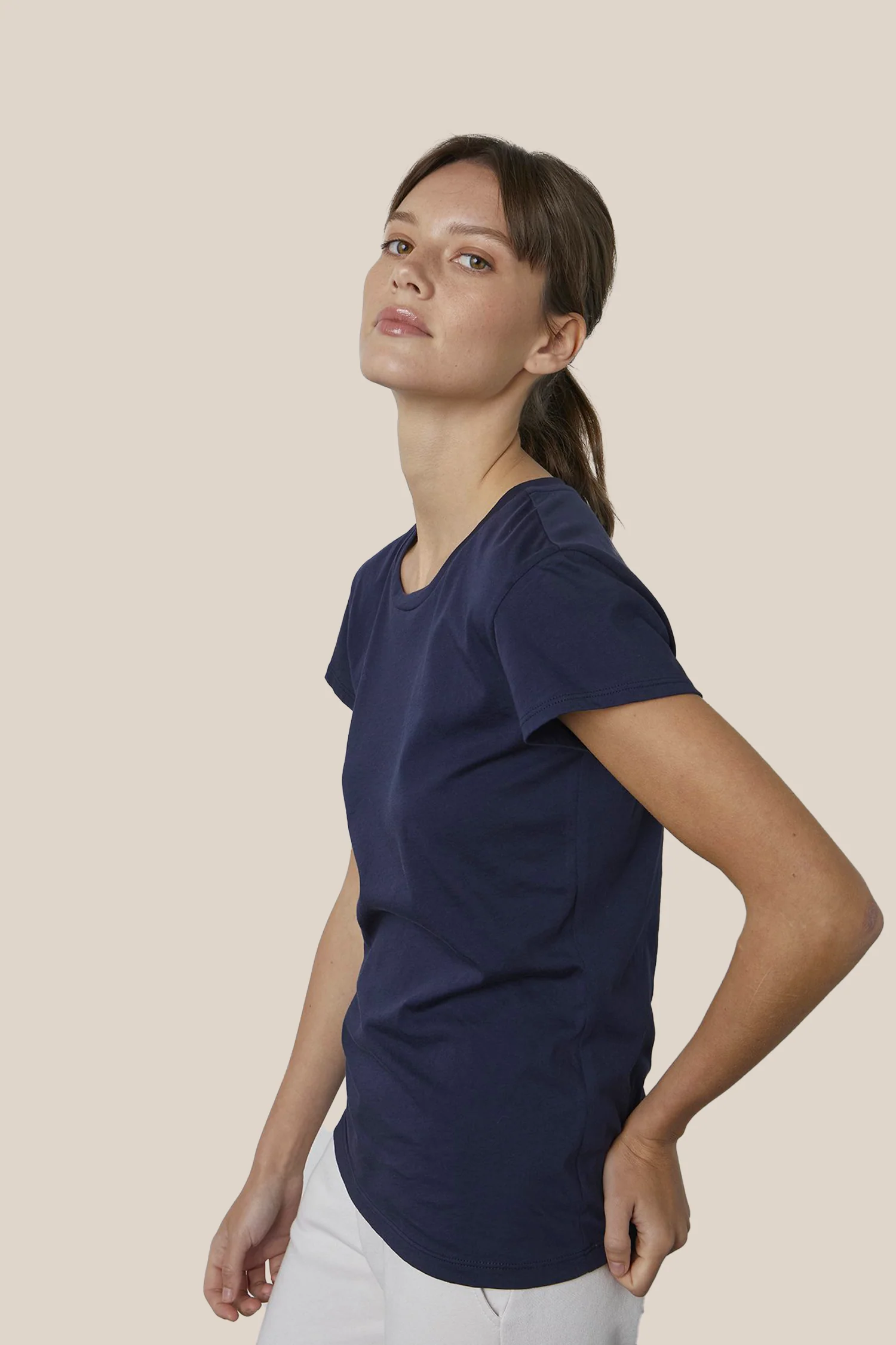 TRISHA WHISPER COTTON T-SHIRT IN NAVY - Image 3